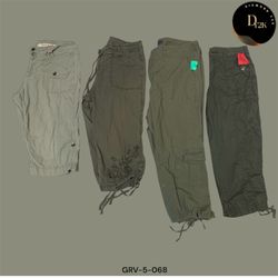 Y2K Green Cargo Capri – Iconic 90s Streetwear Styl..