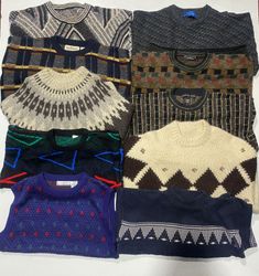 Vintage Printed Sweaters 10 Pcs