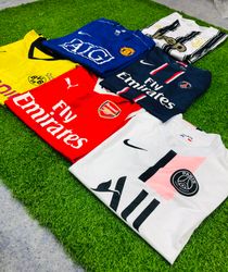 T-shirts de Football Club 70 Pcs