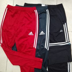 ZH0024 Adidas Trainingshose - 7 Stück