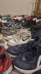 Jogers and sneakers mix lot