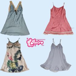Robe slip en gril doux Y2K (26 mai)