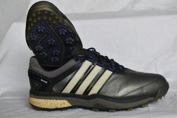 Golf shoes