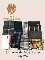 Écharpes Burberry 20 pièces