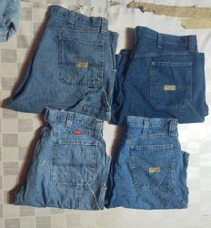 WORK WEAR CARPENTER , WRANGLER AND OTHER MIX BRAND..
