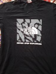 North face t shirt 26 pcs