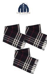 Lenços Burberry Y2k