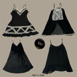 Retro Y2K Black Dress – Slip Into 90s Fashion Feel..