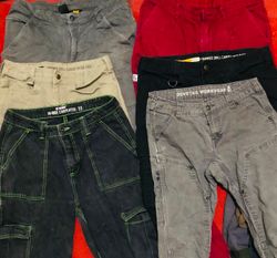 Cargo- und Baumwollhosen