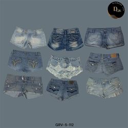 Shorts in denim mini Y2K rielaborati – Audaci, gio..