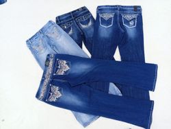 IQ0074 Y2k Throwback Verzierte Flared Jeans - 16 S..