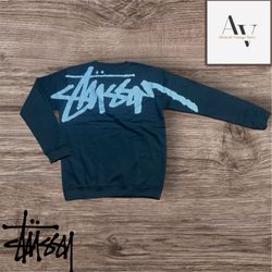  sweatshirts retravaillés Stussy
