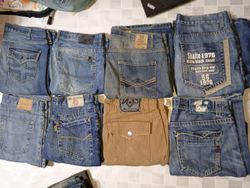 MARLBORO  AND OTHER BRAND JEANS (MR573)