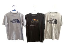 Les t-shirts The North Face - 10 pièces - 24/05/25