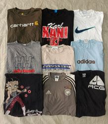 Stone Island und Vintage-T-Shirts
