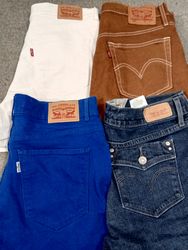 HD830 Überarbeitete Damen Levis Sexy Shorts - 32 S..