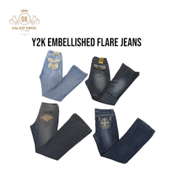 Jeans a campana decorati Y2K