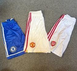 Football Club Authentic e altri pantaloni corti