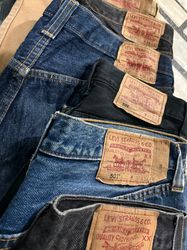 LEVIS 501 JEANS