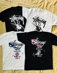 Stussy reinterpretação de estilo misto em camiseta..