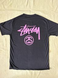 Stussy rielabora stile ss design t-shirt nere