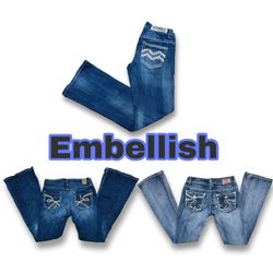 Jeans acampanados embellidos Y2K