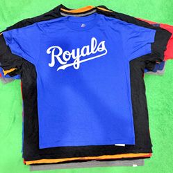 Majestic T shirts 28 pieces