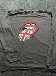 printed t.shirt