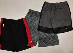 ZH0131 Nike Short de sport - 17 pièces