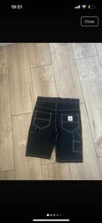 Rework Style Carhartt Schwarze Shorts (weißer Stic..
