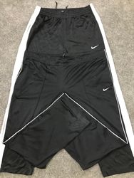 Vintage Nike trackpant.🔥