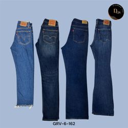 Authentic Y2K Levi’s Denim | Cool Girl Staple (GRV..