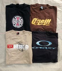 vêtements de surf et tee-shirts des années 80.