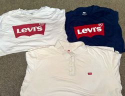 Levi's T-shirt