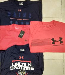 CZ0181 Under Armour Sport-T-Shirts - 14 Stück
