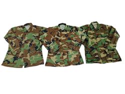Vintage army shirts -10p -19/6/25