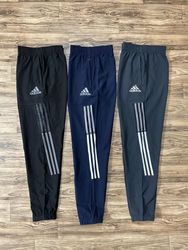 Adidas Trackpant Available