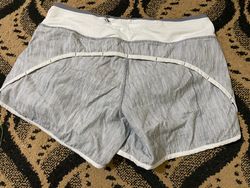 Lululemon Shorts-31 Stück