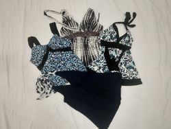 IQ0216 Y2K Throwback Style Cami Tops -
08 pieces