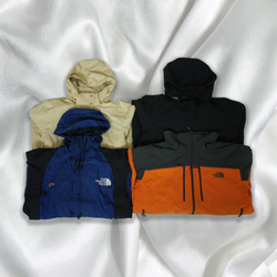 THE NORTH FACE MIXED JACKETS