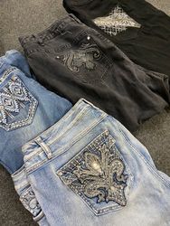 Jeans com Enfeites-34 peças