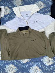 Ensemble d'articles mélangés Nike
