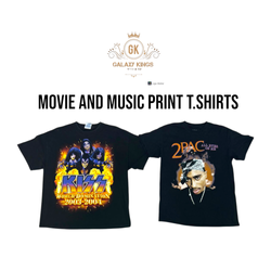 T-shirt con stampe vintage di film e musica