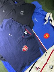 Nike Collar Tshirt Vintage