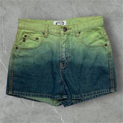 Mini-Shorts