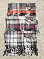 Belas echarpes Barbour