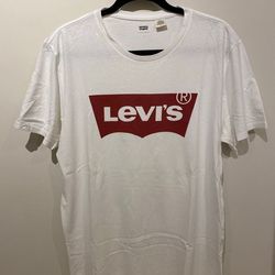 Levi's T-Shirts