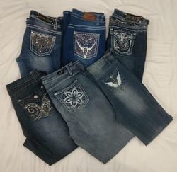 IQ0264 Y2K Embellished Jeans -
20 Pieces