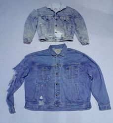 Vestes en denim déchirées