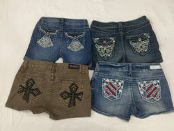 IQ0266 Y2K Embellished Mini Shorts
- 10 Pieces